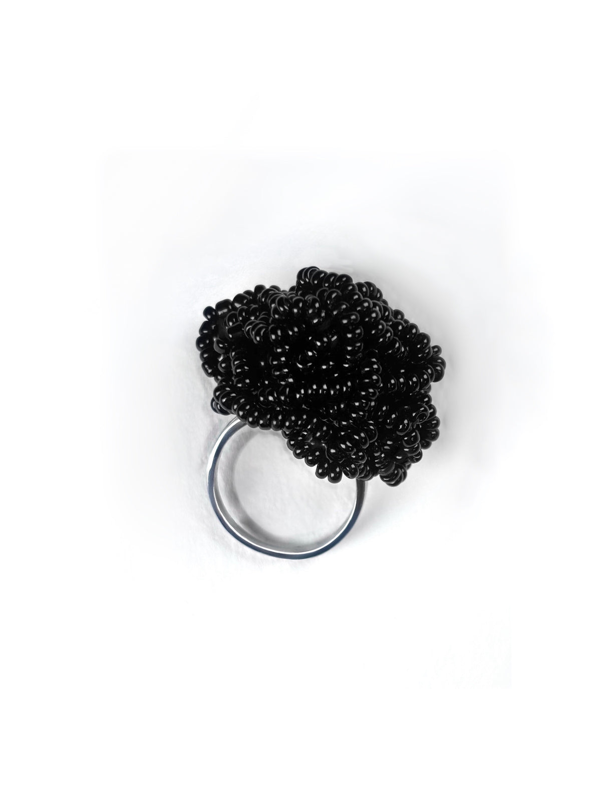 Black Ring No 6.